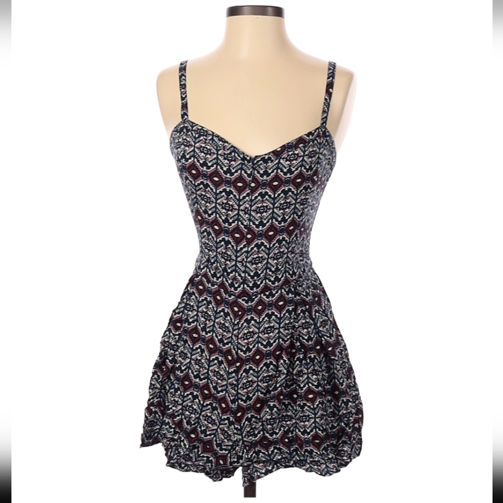 EUC Hollister Romper S